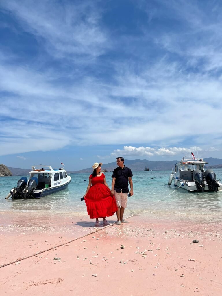 ;pink beach snorkeling komodo